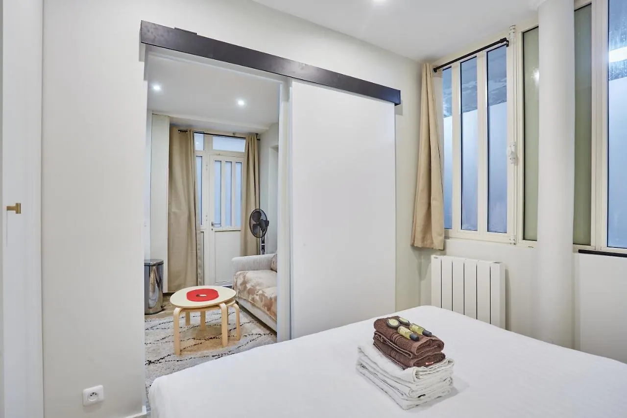 Rent A Room - Residence Charon Paris Apartamento