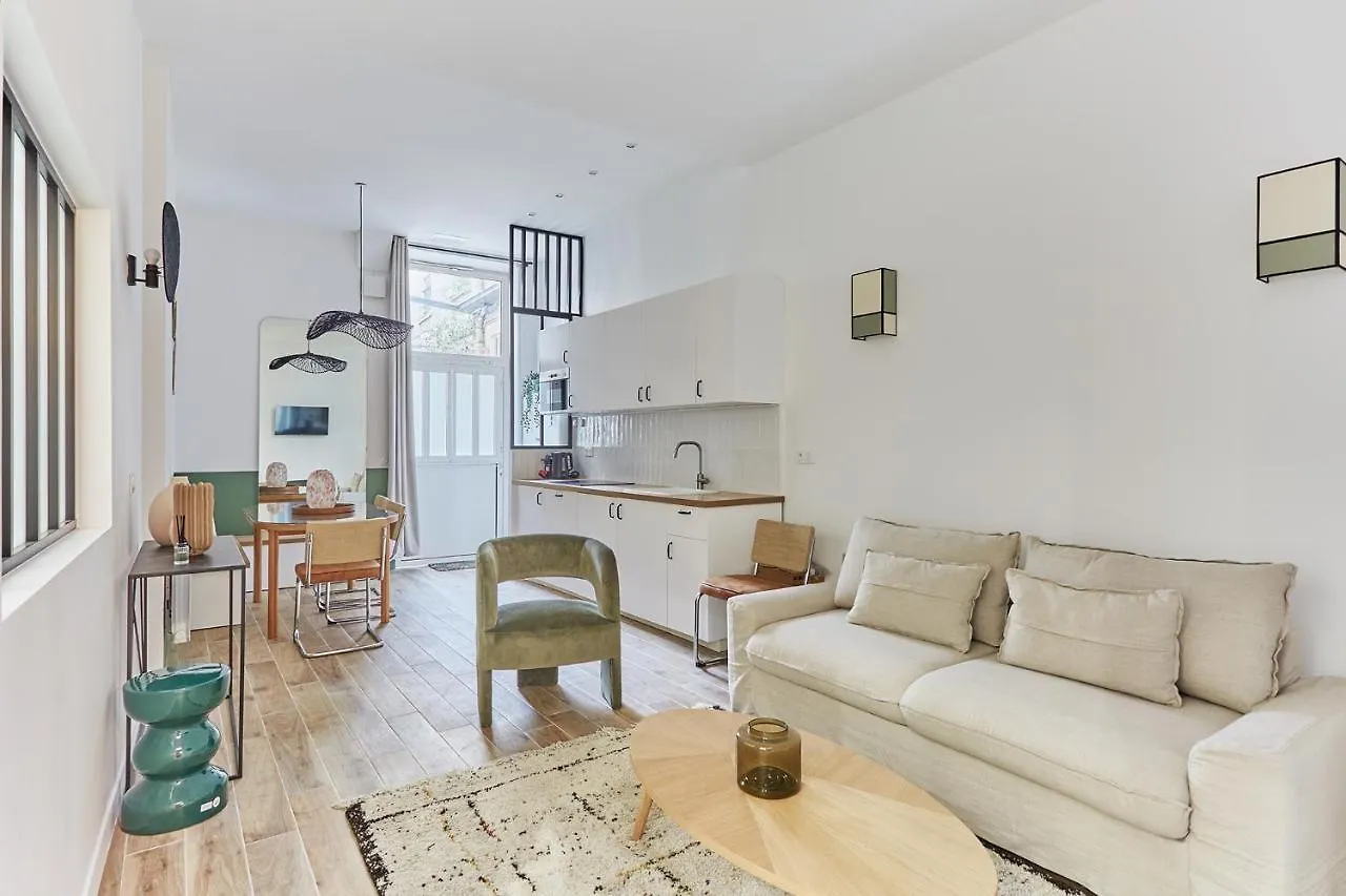 Rent A Room - Residence Charon Paris França