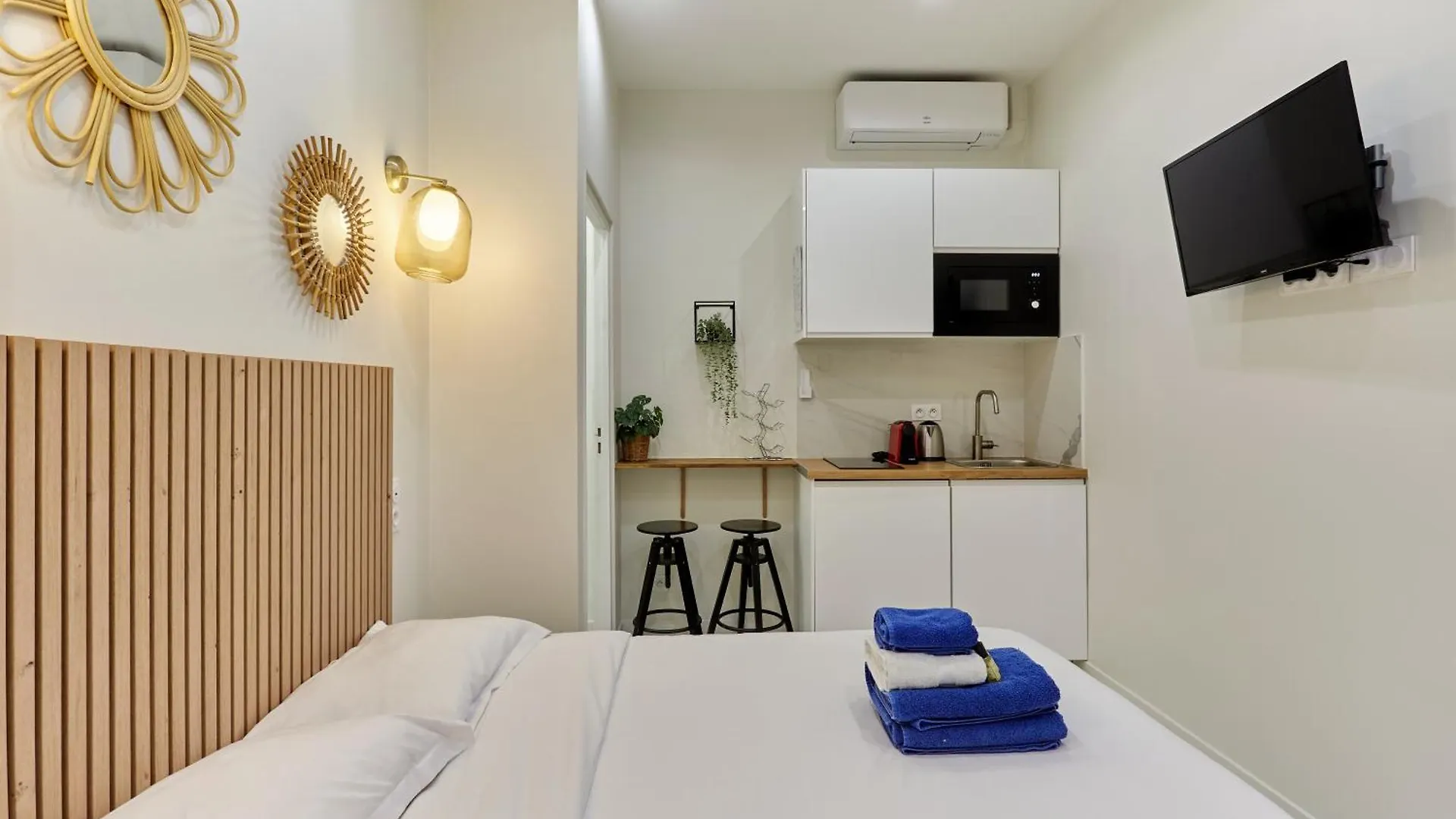 Rent A Room - Residence Charon Paris 0*,  França