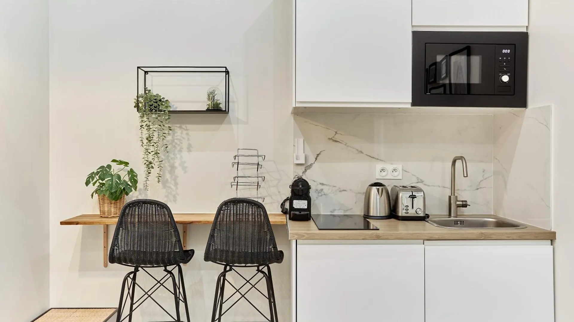 Rent A Room - Residence Charon Paris França